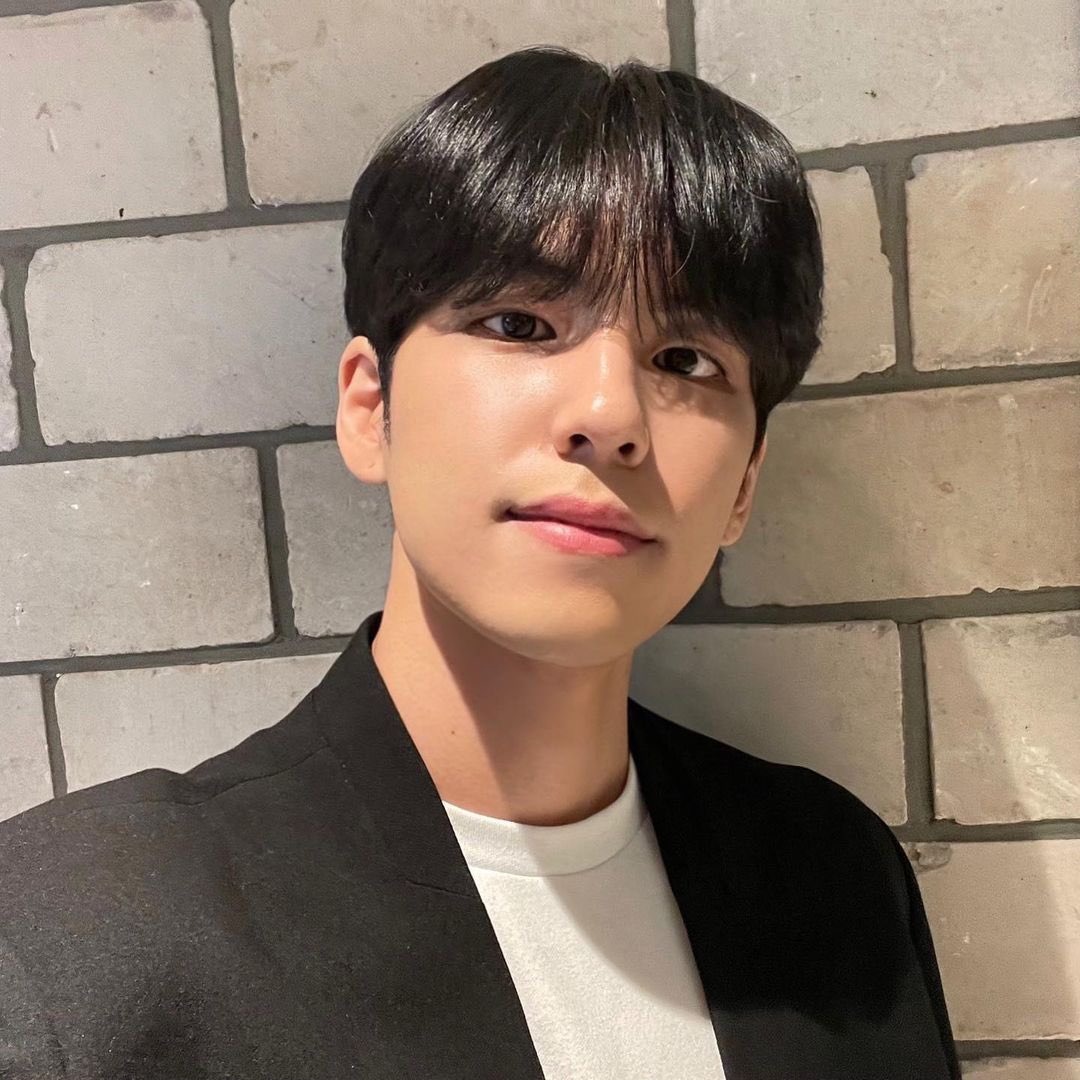 Rabbit_Idol_'s tweet photo. 63. 케이팝계의 천사 https://t.co/iZogijoGl7