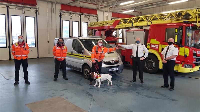 LONDONSARUK's tweet photo. We would like to say a huge thank you to the London Fire Brigade, who yesterday
generously donated an ex-response vehicle for use by the Team.

The vehicle will be used to provide incident support to the Team during callouts, specifically to our specialist Water and K-9 Units. https://t.co/I8Q7GBp8uQ