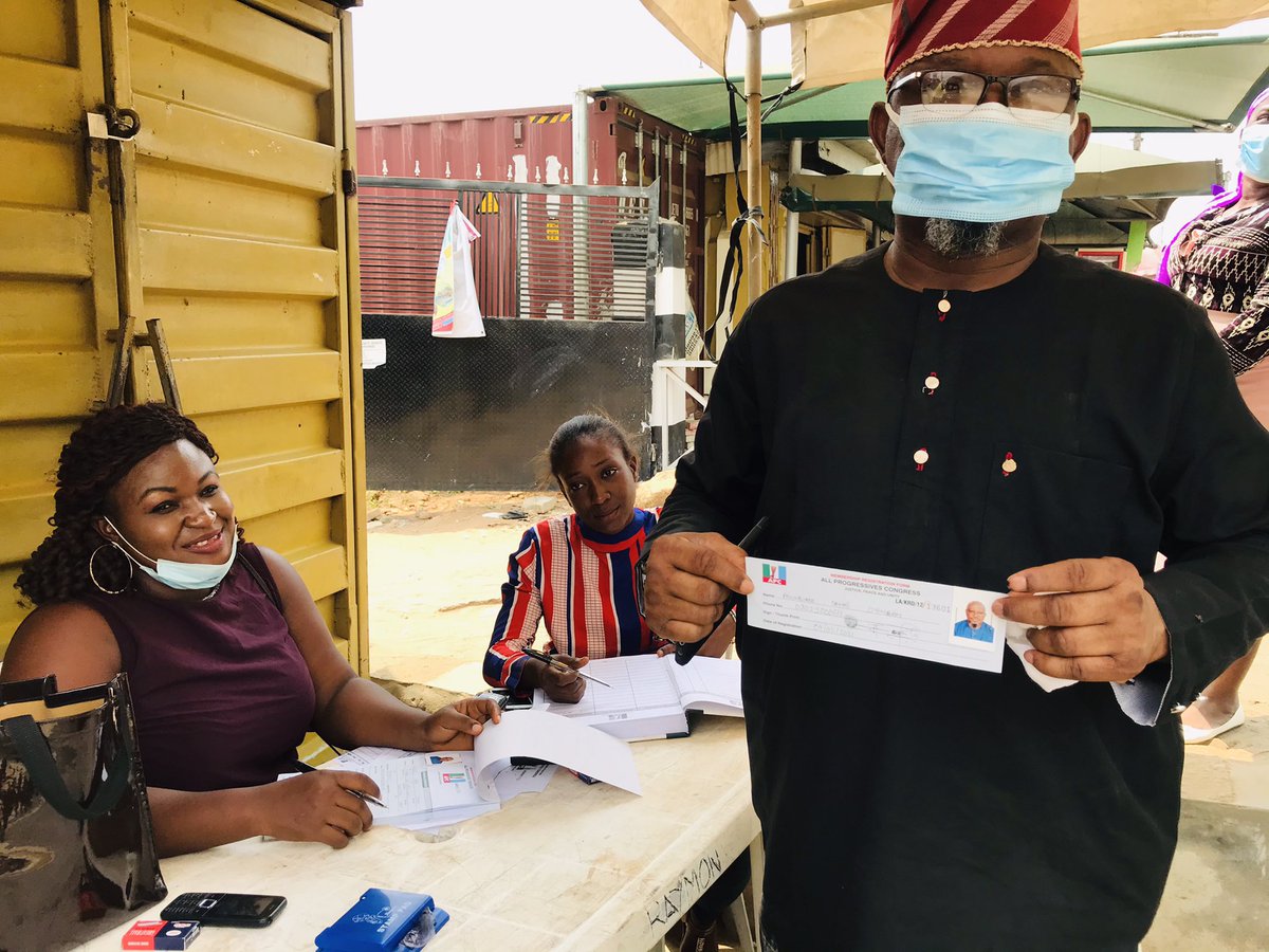 Sobagunbiade's tweet photo. Today, I performed @officialapcng membership registration and revalidation at my polling unit 042, CAC junction, Grammar school Ikorodu.

I implore other members of our great party to come out in their numbers for this exercise. https://t.co/H5OfFzDxya