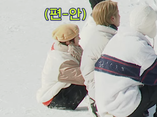 smolsungies's tweet photo. the kings:
on your knees!                  lee know: https://t.co/8vXR9wHyEZ