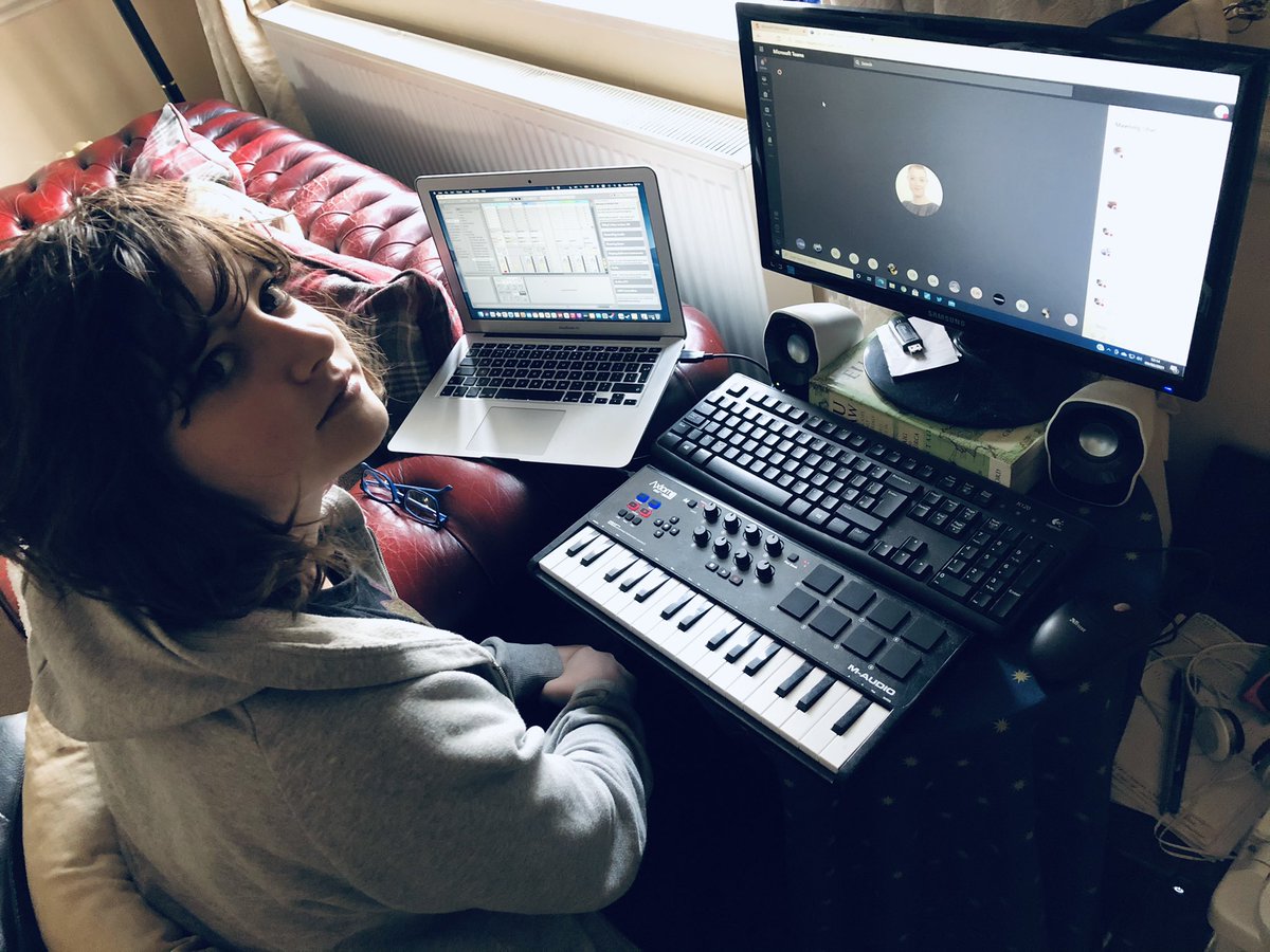 MarcusMIDI's tweet photo. Smashing out yr9 music today. Taking it past the chorus, over the bridge and to the nExT LeVeL! 🥳💪🤩🙏 #FlexHard #ShineHarder 😋🦄 https://t.co/7SkfD1g4EO