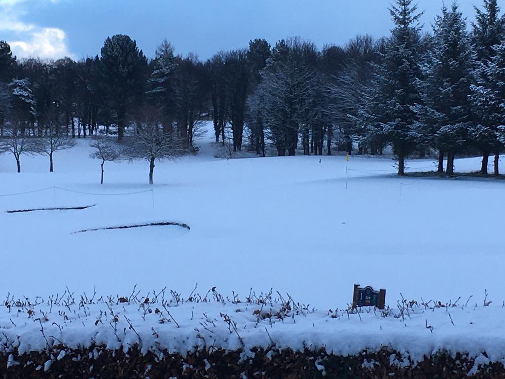 MusselburghGC's tweet image. The course this morning ❄️❄️