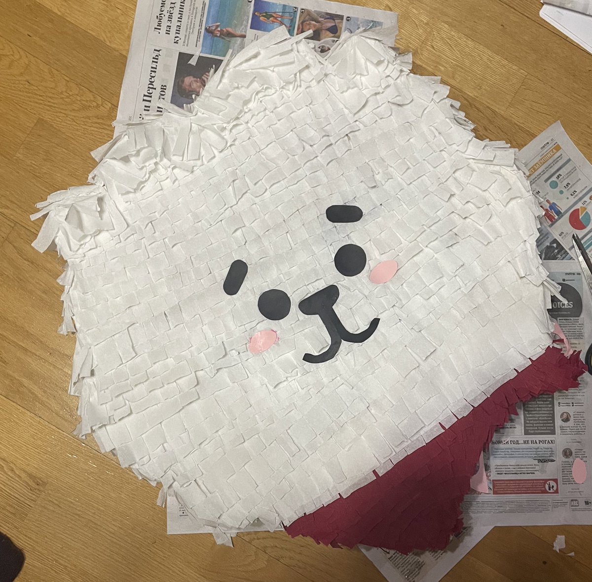 Fatma013M's tweet photo. Hey, Army! Have you ever seen BTS-pinata ? #BTS #BTSARMY #BTSWORLD #RJ #pinata https://t.co/qEnfFJnYtb