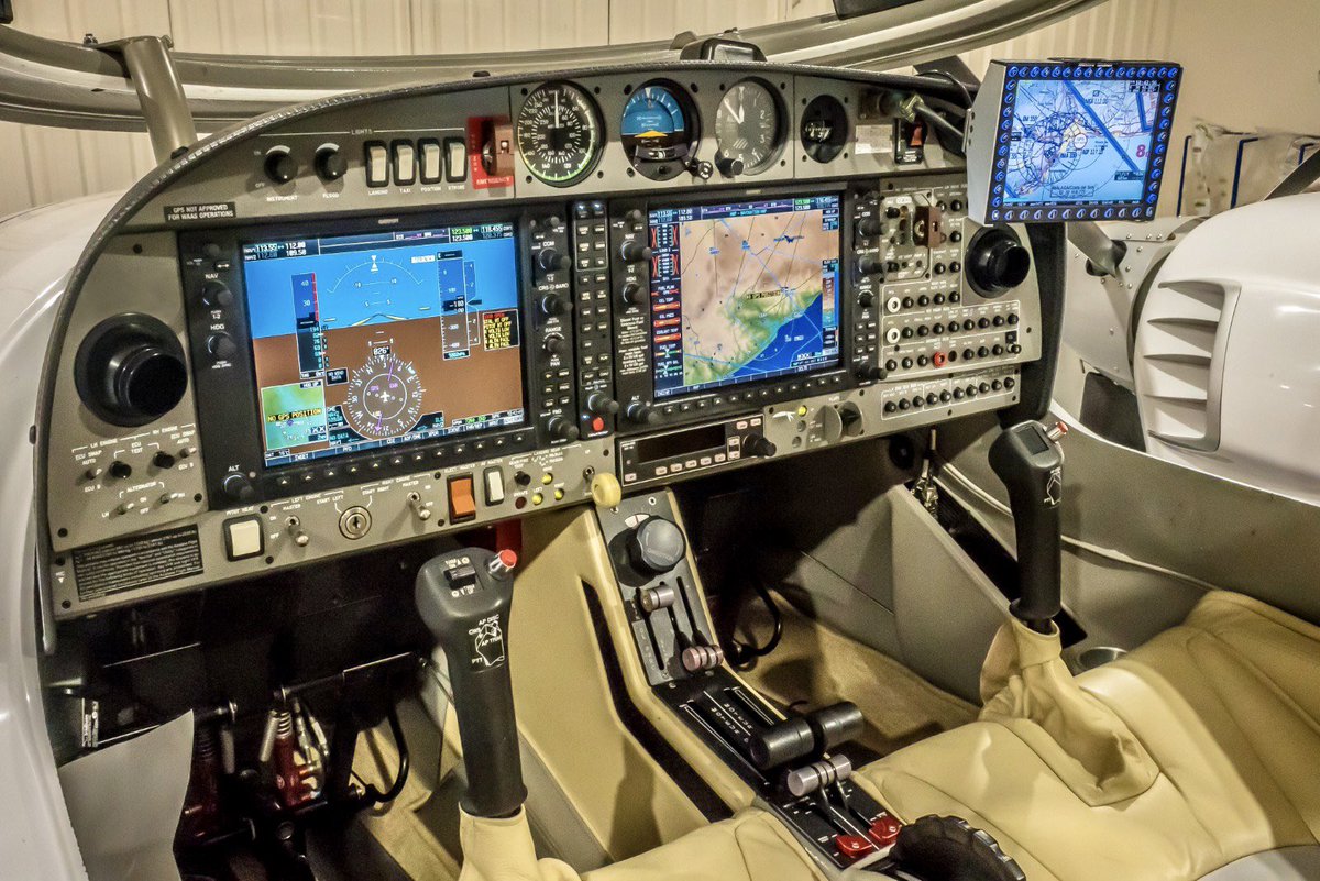 GrupoOneAir's tweet photo. Diamond DA42 EC-NNU lista para volar! ¿Os gusta?

Nuestra flota de bimotores Diamond DA42 con G1000 es utilizada en las fases de vuelo instrumental IR(A) , vuelo multimotor ME(A) y comercial CPL(A). ¿Quieres ser piloto? 

One Air, tu escuela oficial de pilotos en Málaga capital. https://t.co/b1Lv0tS8uA