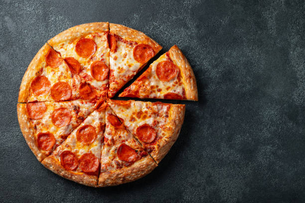 Happy #NationalPizzaDay! 🍕 In honour of this special day, tell us: what are your must-have pizza toppings?