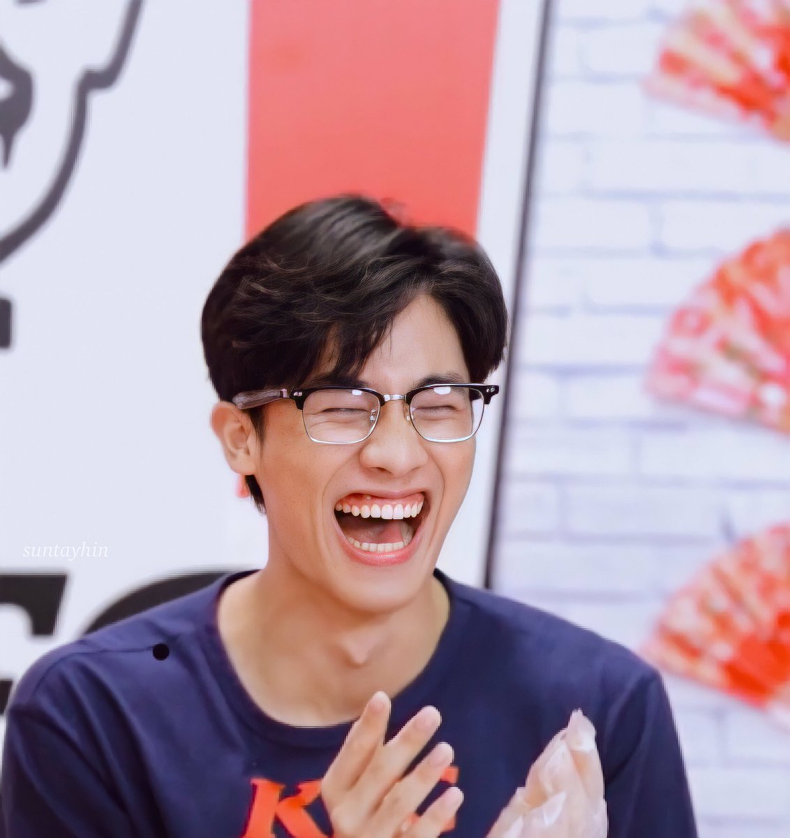 suntayhin's tweet photo. He has the most precious and prettiest smile ever 💙🥺

#อังคารเตเปิดแผงเคเอฟซี 
@Tawan_V #Tawan_V https://t.co/p6U6asJyKn