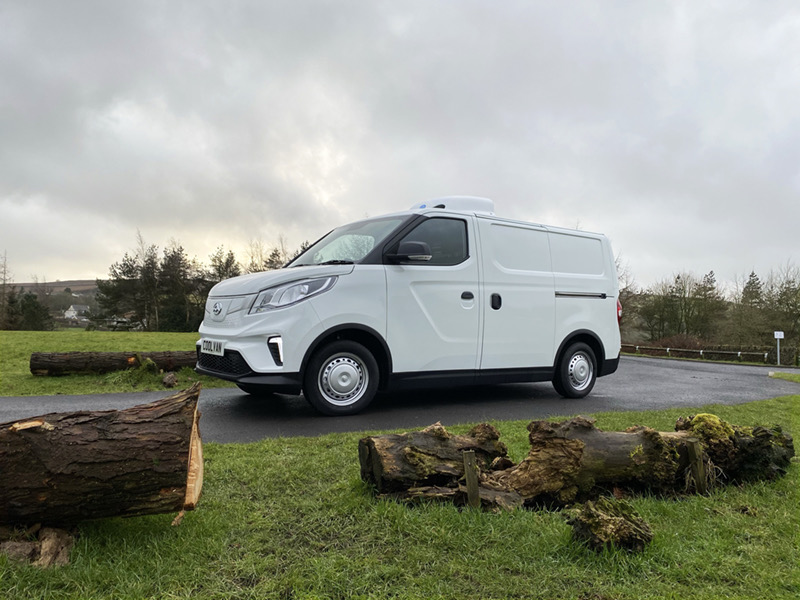 Maxus eDeliver 3

Class leading range of over 150 miles (in winter)

GAH Le151C (with standby)