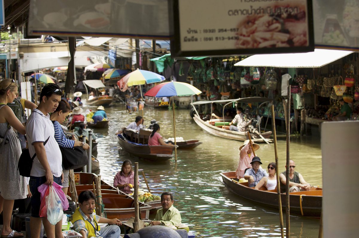 We're super excited for our Twitter Chat with <a href="/fanclubthailand/">Fan Club Thailand : UK and Ireland</a> this Friday 12th Feb at 12:30pm (GMT). Who's joining us? 🙋🏻‍♀️

We can't wait to chat all about Thailand, and hear more about your experiences in this wonderful country 🇹🇭

#ThrowbackThailand | #AmazingThailand