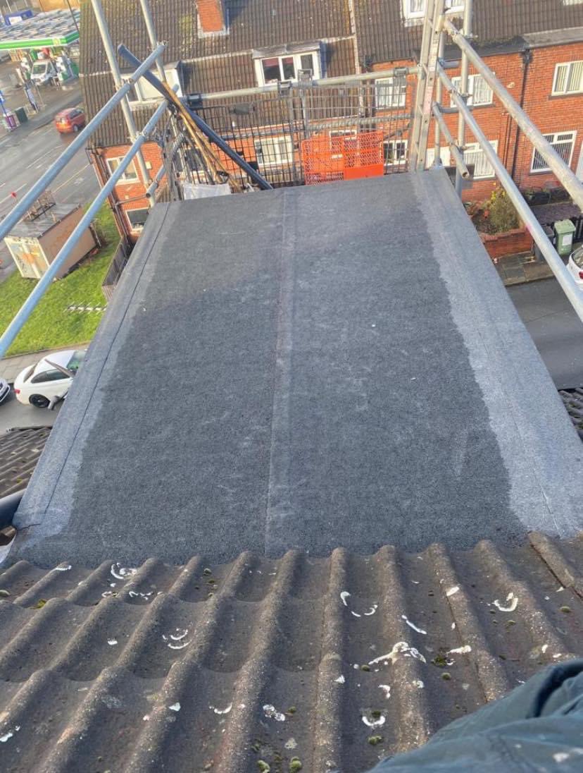 Before &amp; After on a flat roof system,
Axter approved contractors, including 10 year underwritten warranty!! 

#picklesroofing #axter #approvedcontractors #flatroof #leeds #10YearWarranty #craftsmaninstalled