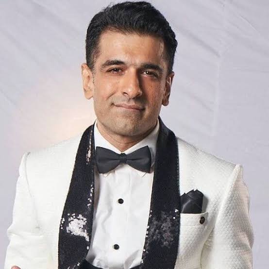 harryN0hara's tweet photo. Let's see whom would public evict
....................................................... 

Retweet - #AbhinavShukla
Like - #EijazKhan

Comment whom you support?? 

ABHINAV DESERVES FINALE https://t.co/Bviv4C83pM