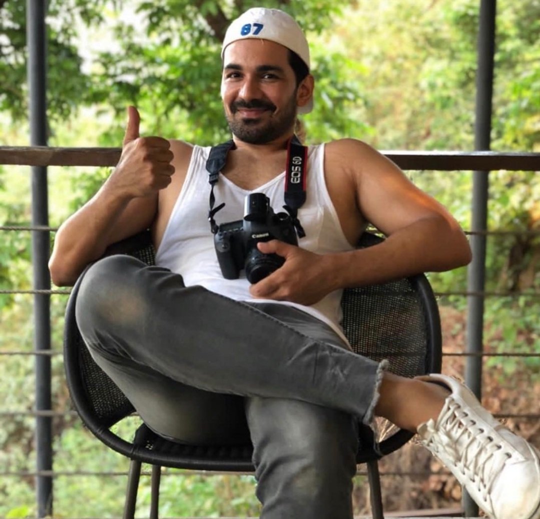 amit_tandon0411's tweet image. If it is over, then you went in a gentleman and come out a gentleman.  You handled yourself with grace and maturity and deserved to be in the finals and probably win in my eyes! Take a bow bro👏👏👏#AbhinavShukla #BigBoss14 #RubinaDilaik