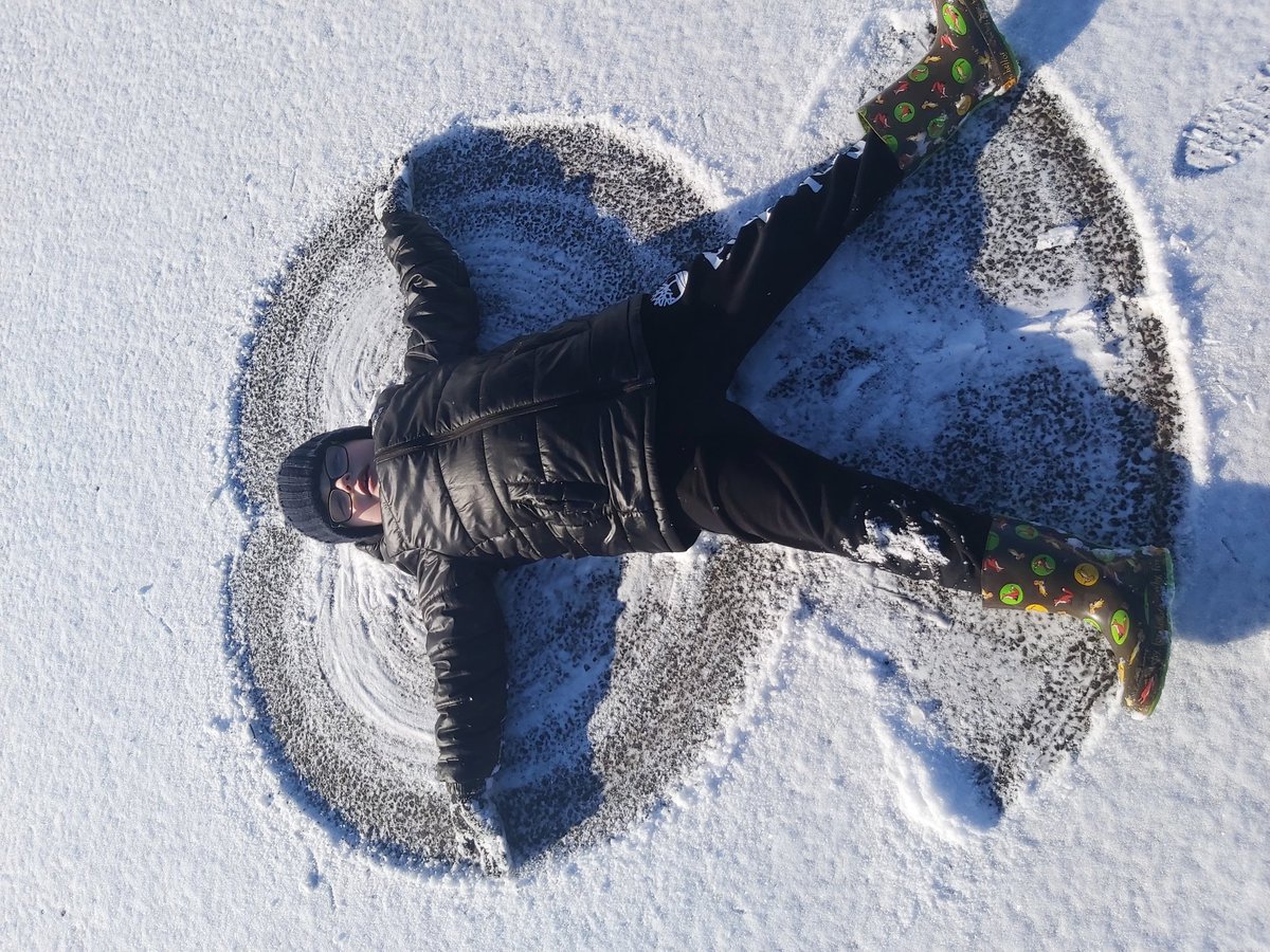 collpollx3's tweet photo. Our snow activites today @OlpsP https://t.co/OLjoUTJcvn