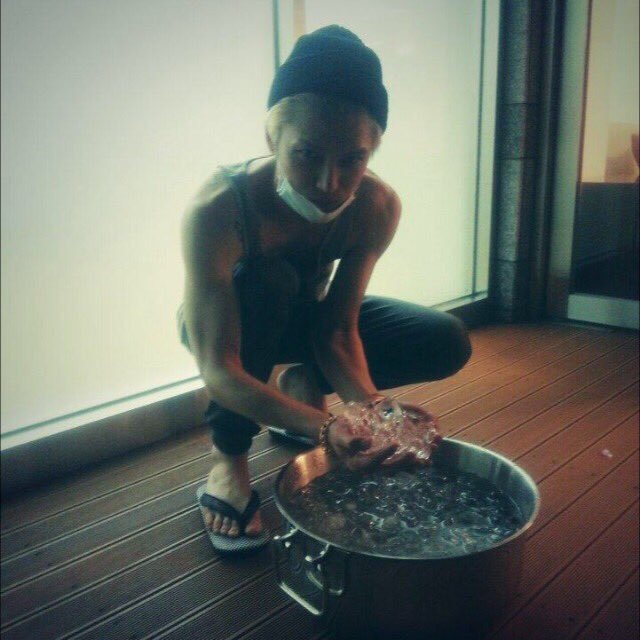 Feetsies working hard to stay in perfect shape 