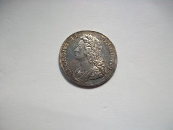ringramcoins's tweet photo. We stock a large number of Silver coins, from antique to modern. Go see what we have https://t.co/orS7zobYTq #silverrules #settorise #invest https://t.co/jNfH3ewWPf