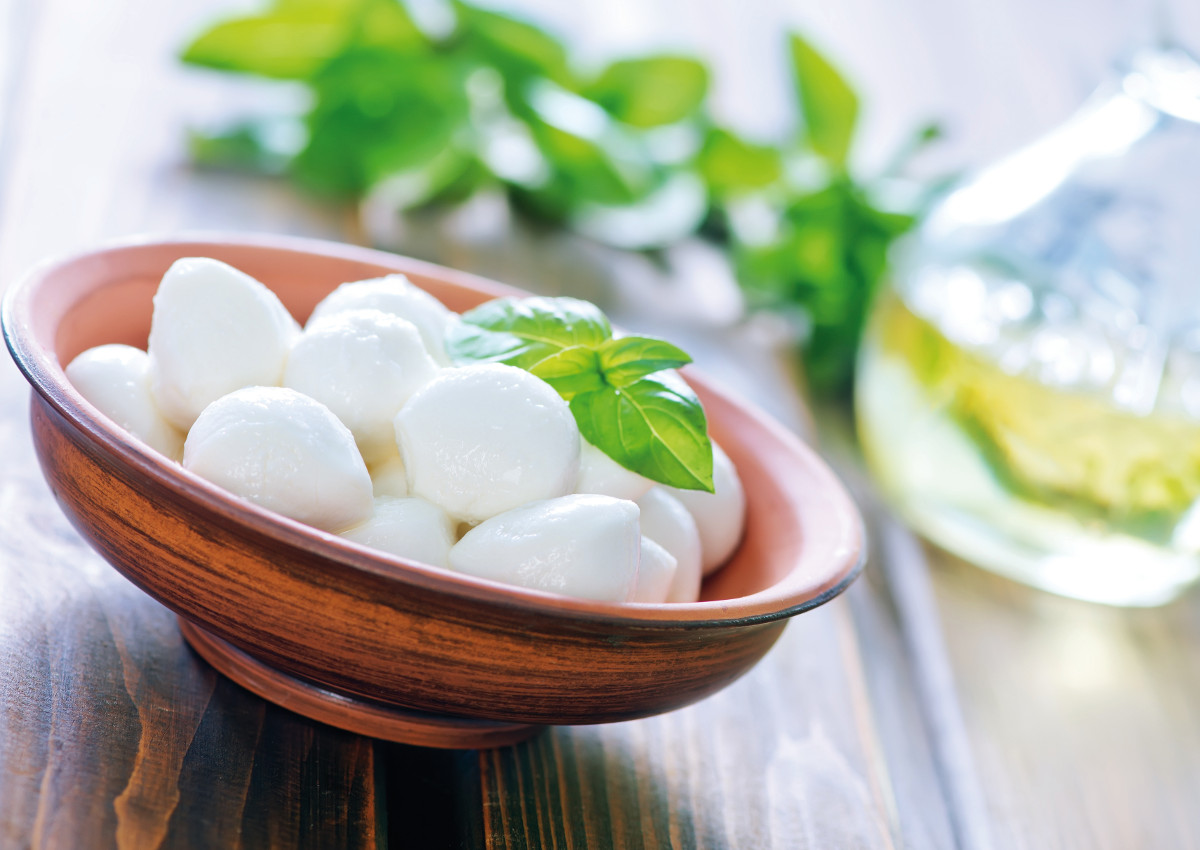 Today is #NationalPizzaDay and as pizza sales grow, so does the demand for #Mozzarella. ALPMA-Sulbana offers a whole-line Mozzarella solution, from milk intake to the fully-packed product.
Call us on 01256 467177 to find out how we can help you with your #mozzarellaproduction.