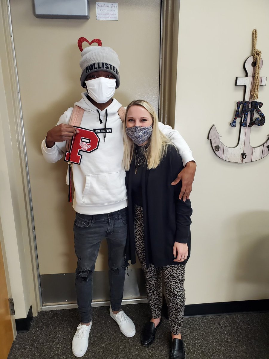 Miss Whitaker tweet media