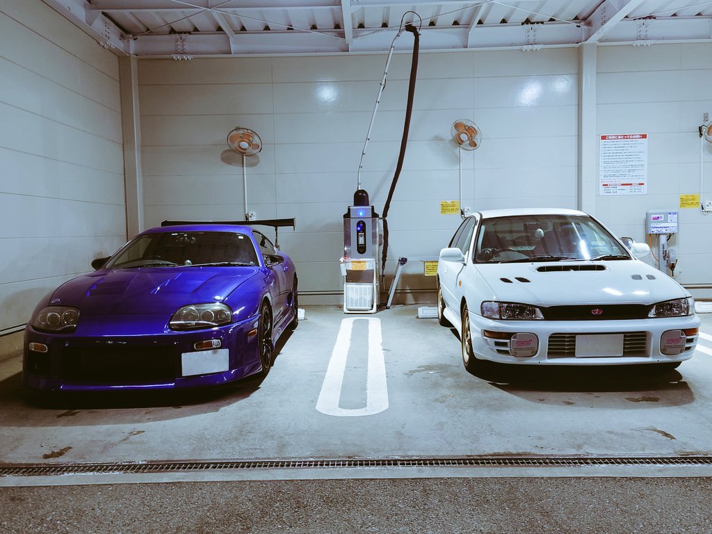 スポーツカー乗りと繋がりたい