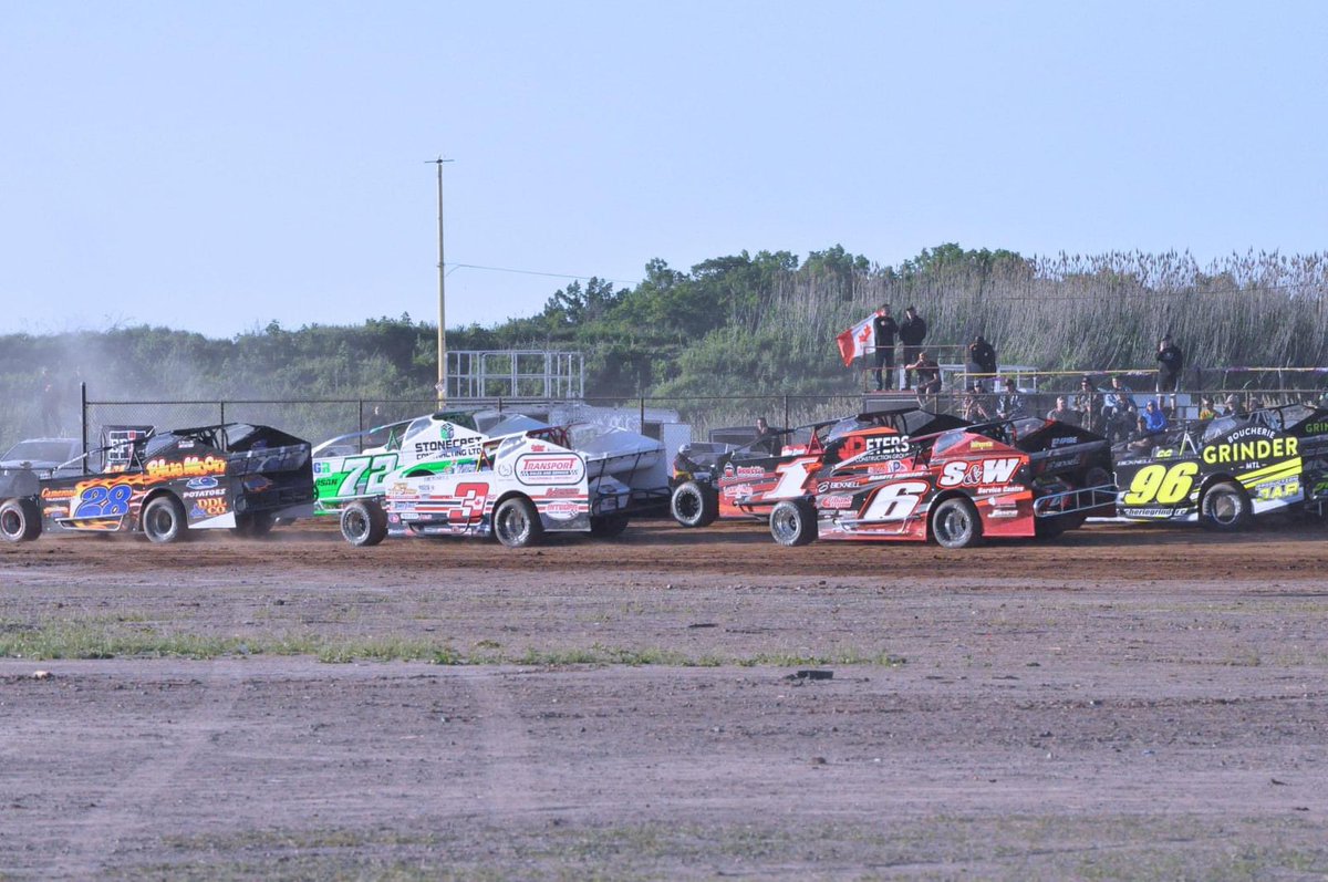 Humberstone Speedway is pleased to announce that Rick’s Delivery will be the divisional sponsor for the 358 Modifieds beginning in 2021. The Rick’s Delivery 358 Modifieds will make their debut on the historic Port Colborne, Ontario oval on Sunday, June 6. 
📸 - Steve Ruddy