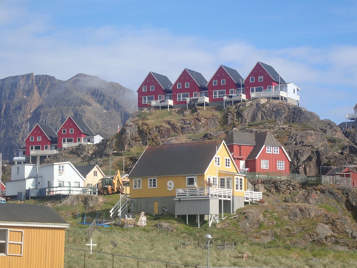 monkeymountains's tweet photo. Last week, we were really excited to see that @NatGeoTravel a shout out to our Arctic Circle Trail, so we thought we'd share a post that we wrote last year about what to expect on the trek! >>
https://t.co/6kHFGNsYEw https://t.co/uz2g9P3iRg