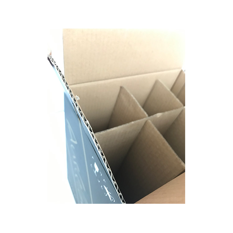 ZTE_Packaging's tweet image. Material of Hand Box corrugated packaging box : 300g Gray Plate + Reinforced Three-Layer B Wafer is HOT when you pursue high quality. #colouredcorrugatedcardboardboxes #colouredcorrugatedboxes #corrugatedgiftbox