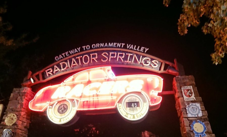 disksdd's tweet photo. ディズニーカリフォルニアアドベンチャー20周年✨
DCAと言えばやっぱり観覧車🎡ということで、裏表!
カーズ好きな人は一度はDCAに行くべき👍
#DCA20 https://t.co/mNYH8L5iCd