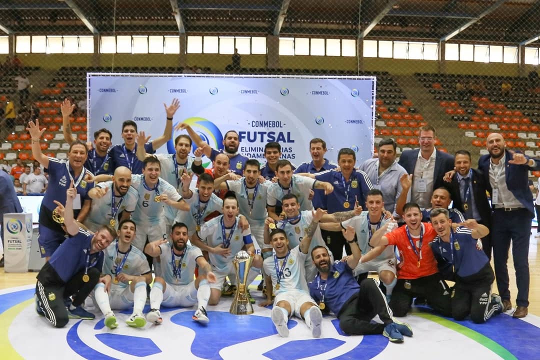 A Dos Toques Futsal tweet media