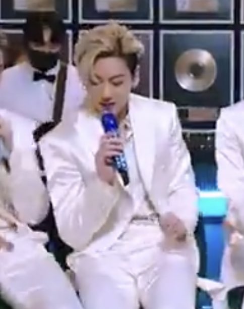 photo Jungkook Blonde Undercut juls on twitter blonde jungkook with