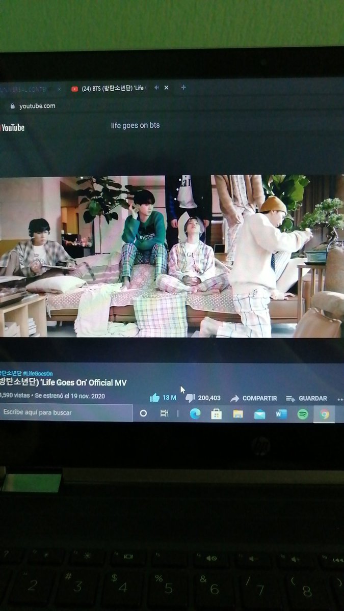 ceboJlN's tweet image. 🥰 #ARMYLingo @BTS_twt