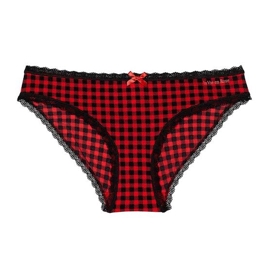 red yibo as red underwear ~ a thread