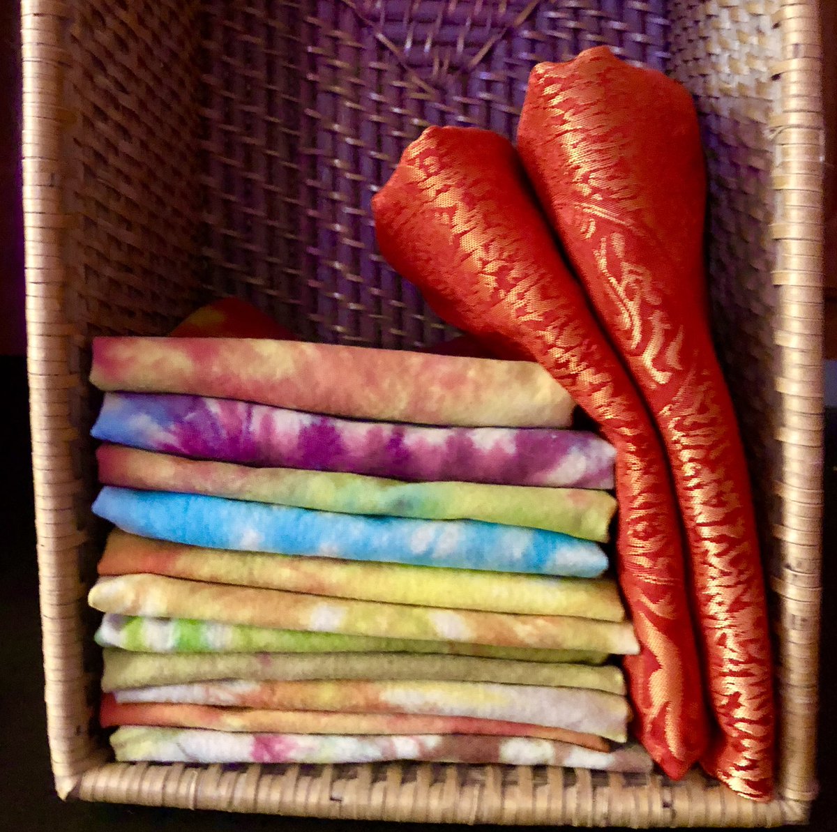 Rabidoggo's tweet photo. @Hinder_Surprise Cloth napkins. A homemade tie-dye batch, and our dinner napkins from bridesmaid and groomsman from our friends' wedding in Shantou China. Caveat emptor, they only get washed when they get really dirty. 😜 https://t.co/Cwuwefr8ig