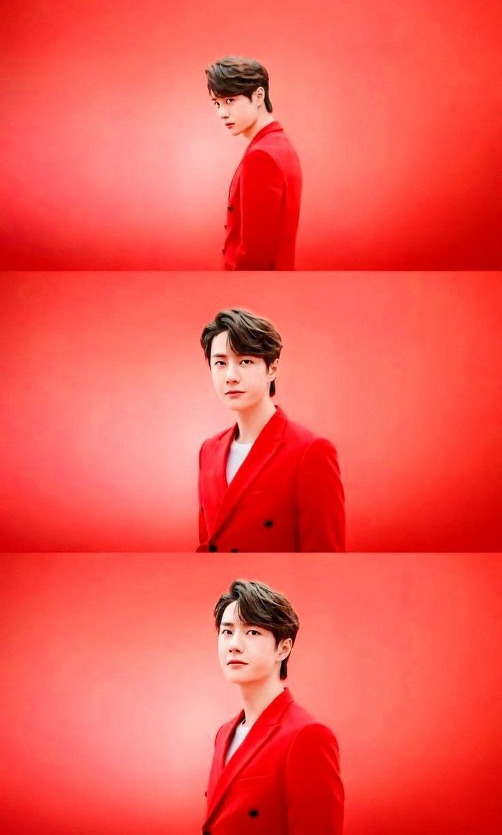 red yibo as red underwear ~ a thread