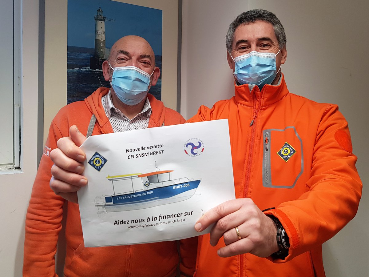 Ce matin, Patrice Primel, directeur du CFI SNSM de Brest, et Michel Le Saout, porteur du projet, ont présenté à la presse le dossier de construction d'une nouvelle vedette ainsi que l'appel aux dons qui l'accompagne. Pour rappel : bit.ly/nouveau-bateau…