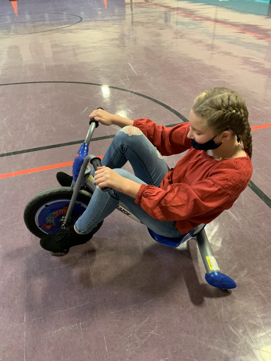 Courtney Kalinowski tweet media