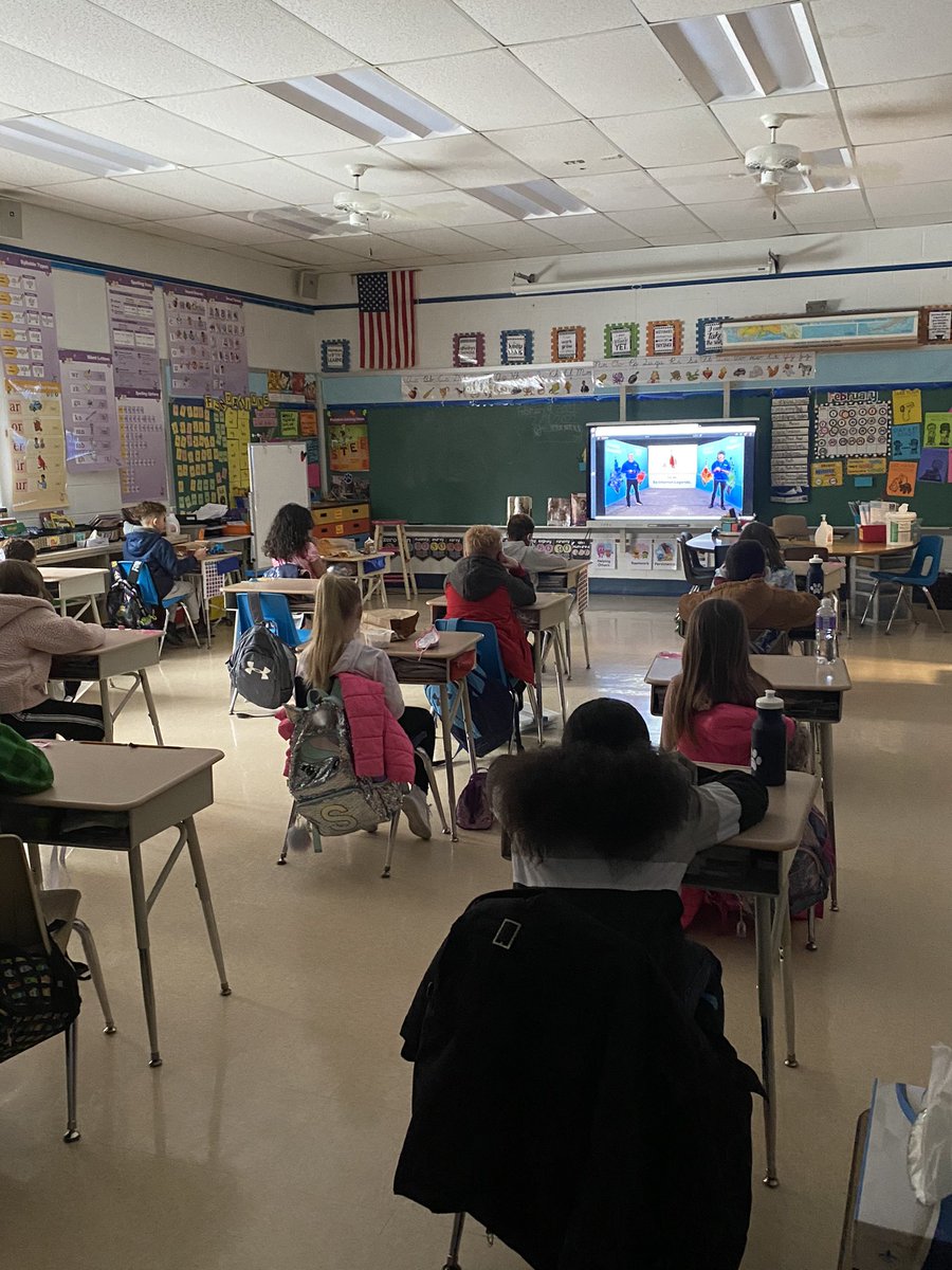 Bulldogsin118's tweet photo. Virtual Field trip this morning with @Google learning how to be a good digital citizenship on #SaferInternetDay2021 https://t.co/uexhaj1cD3