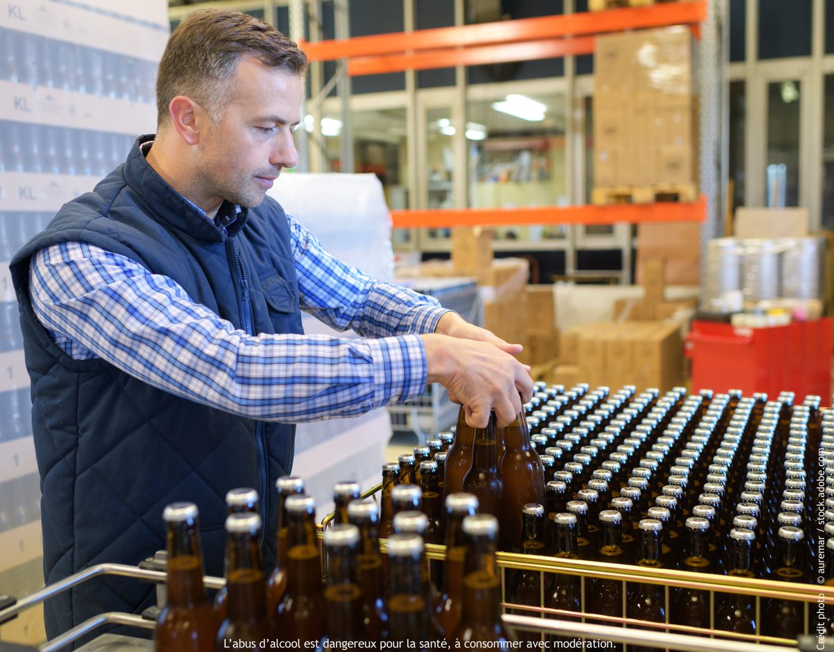 Envie de faire un achat solidaire, avantageux et écologique ? Un grand déstockage de boissons softs, bières, jus de fruits et eaux minérales est organisé dans toute l’Alsace… à prix réduits ! Voir les offres promos >> https://t.co/fqE9Au7AO0 #Alsace https://t.co/IvfQ62OMmN