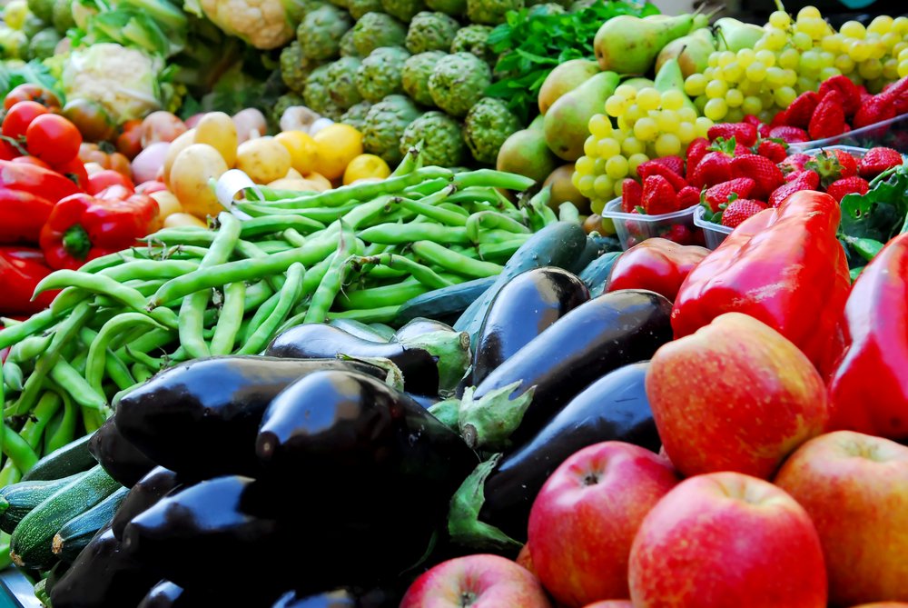 CornerstoneBH's tweet photo. Massive thanks to the dozens of people who brought donations for our Sat FOOD BANK last Friday. We're taking donations every Friday thru Feb &amp; March (fresh fruit and veg welcome) and the FOOD BANK will run every Sat 2-4pm. Anyone in need is welcome. https://t.co/KSzqqU42d0