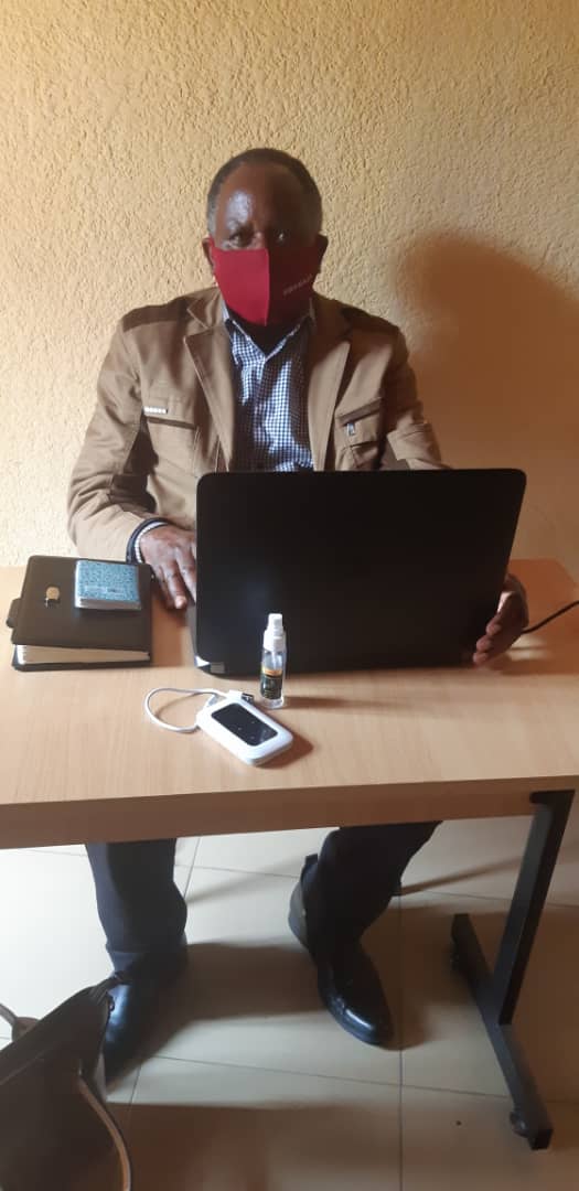 ImbaragaO's tweet photo. understanding farmers' demand by  initiating potato Academy in Rwanda.
2 days of sharing experiences on Farmers ' Potato Academy via online meeting with @Agriterra and @spf_ikigega  
Special thanks for @Sander giesen and @niekthijssen  @ImbaragaO CEO @AgriterraRwanda https://t.co/cN9lYBoQZ6