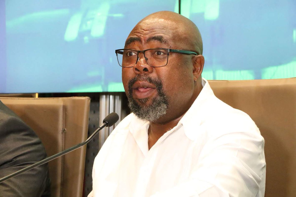 deptoflabour's tweet photo. Employment and Labour Minister TW Nxesi has announced that the National Minimum Wage (NMW) for each ordinary hour worked has been increased from R20,76 to R21,69 for the year 2021 with effect from 01 March 2021.
Read more: https://t.co/agHg1eyaRV https://t.co/odIpeq6P0f