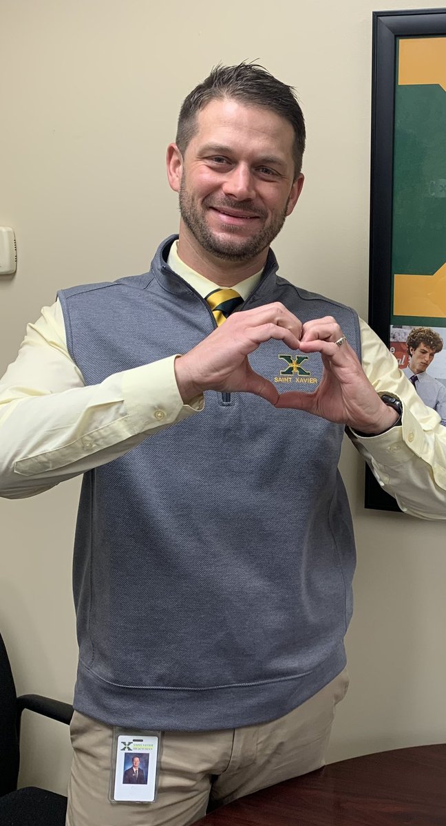 StXAdmissions's tweet image. Katie White is my healthcare hero. Not only is she a great mom and wife, she is a great leader for her nurses @Norton_Health. I nominate @N_Baisch42, @StXMrHilbert, and @MichaelJLittell to take the #heartsforheroeschallenge #WeAreStX