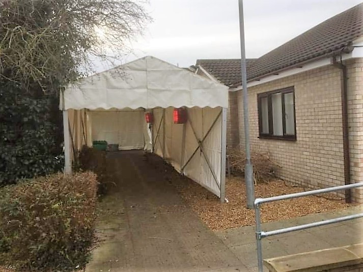 allundercover's tweet photo. These have now been up for a couple of weeks in St Ives, allowing the public to queue for their COVID vaccine in the dry, with a bit of warmth along the way.
#vaccineshelter #vaccinemarquee #temporarystructure #eventstructures https://t.co/LdERC4Gt2V