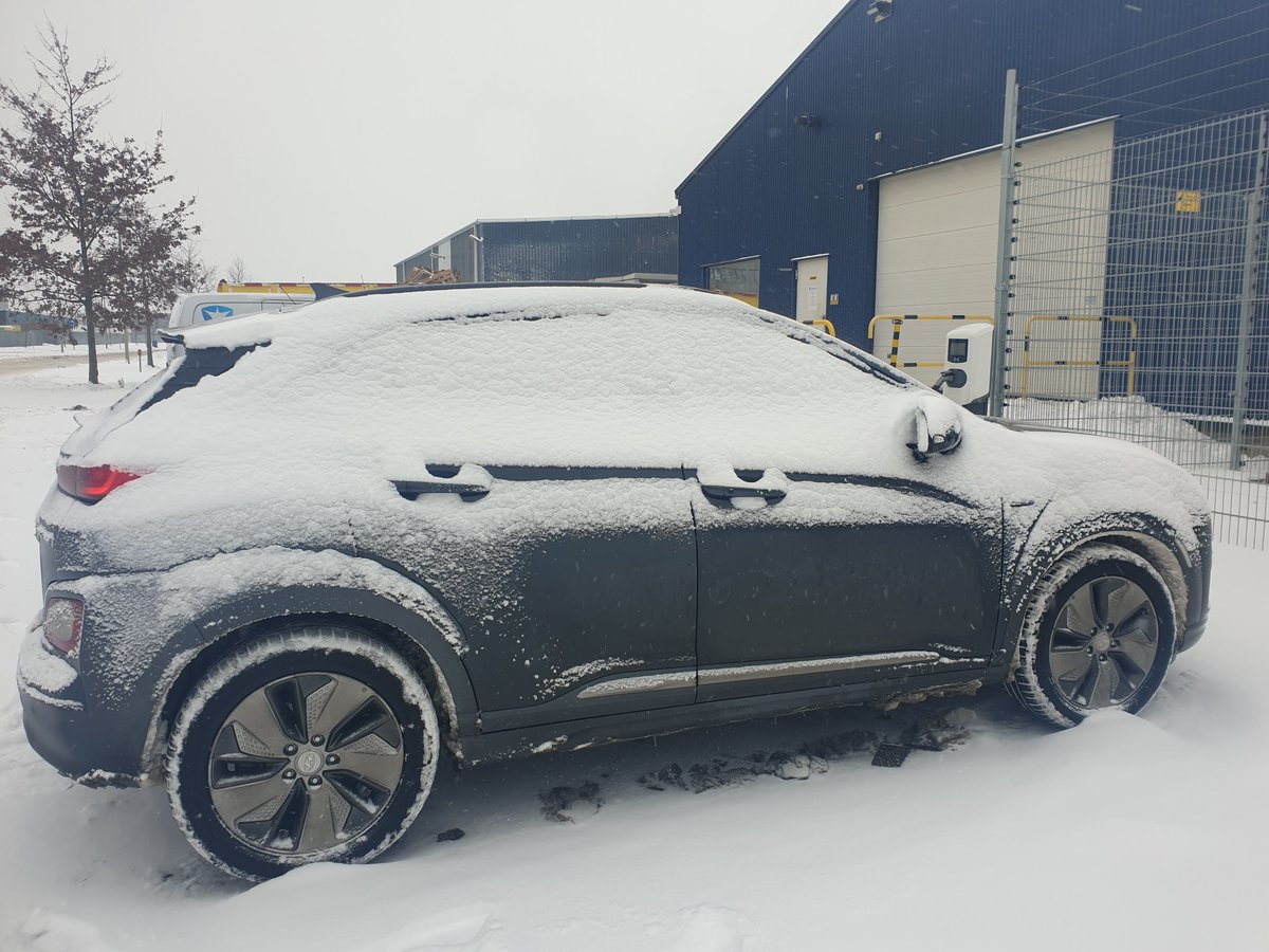 Storm Darcy brings heavy snow to Europe. Did you know that our charging points can withstand a cold of at least -25 degrees Celsius? Some advice: make sure the charging cables do not freeze to your vehicle: they should be dry before charging.

#electricvehicles #evcharging