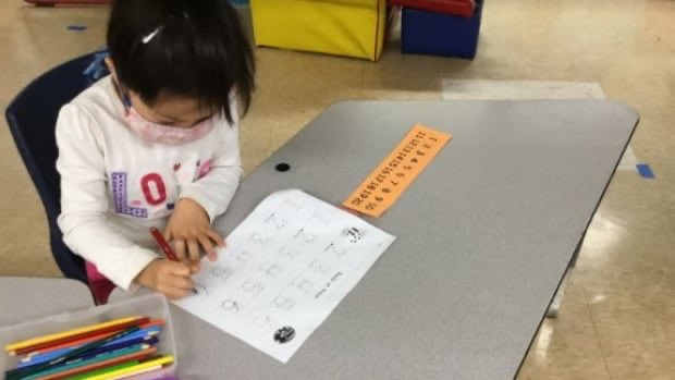 Jason_To's tweet photo. Teachers get new resource to address anti-Asian racism in Toronto public schools (actually ALL schools!)

Shoutouts to the team ⁦@AliceTe3⁩ ⁦@TDSB_BT⁩ @sangmcauley⁩ @skim23_ @melvinlowe @ms_tran2 @KienNLuu Stephanie Cheung &amp; Emily Chan

https://t.co/WnkZZg9oQ1 https://t.co/HDELsyweuy