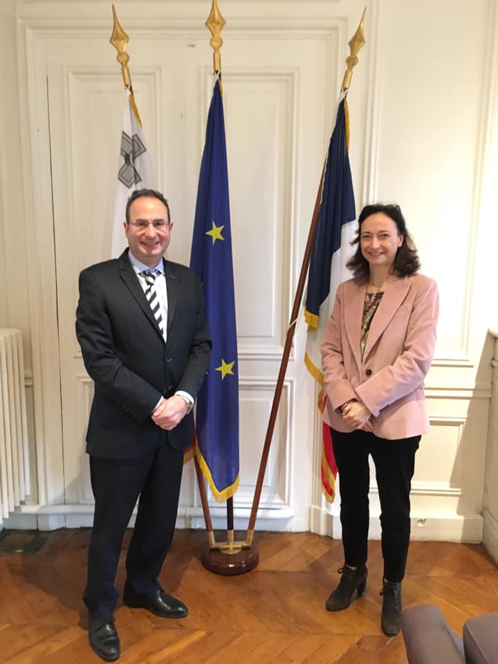 Embassy of Malta in France (@maltainfrance) on Twitter photo Un excellent entretien ce matin à l'Ambassade entre <a href="/AlexiaGermont/">GERMONT ALEXIA</a> et l'Ambassadeur de Malte. Des idées intéressantes échangées sur les liens notamment économiques entre Malte et le 15eme arrondissement de Paris. Un excellent entretien ce matin à l'Ambassade entre <a href="/AlexiaGermont/">GERMONT ALEXIA</a> et l'Ambassadeur de Malte. Des idées intéressantes échangées sur les liens notamment économiques entre Malte et le 15eme arrondissement de Paris.