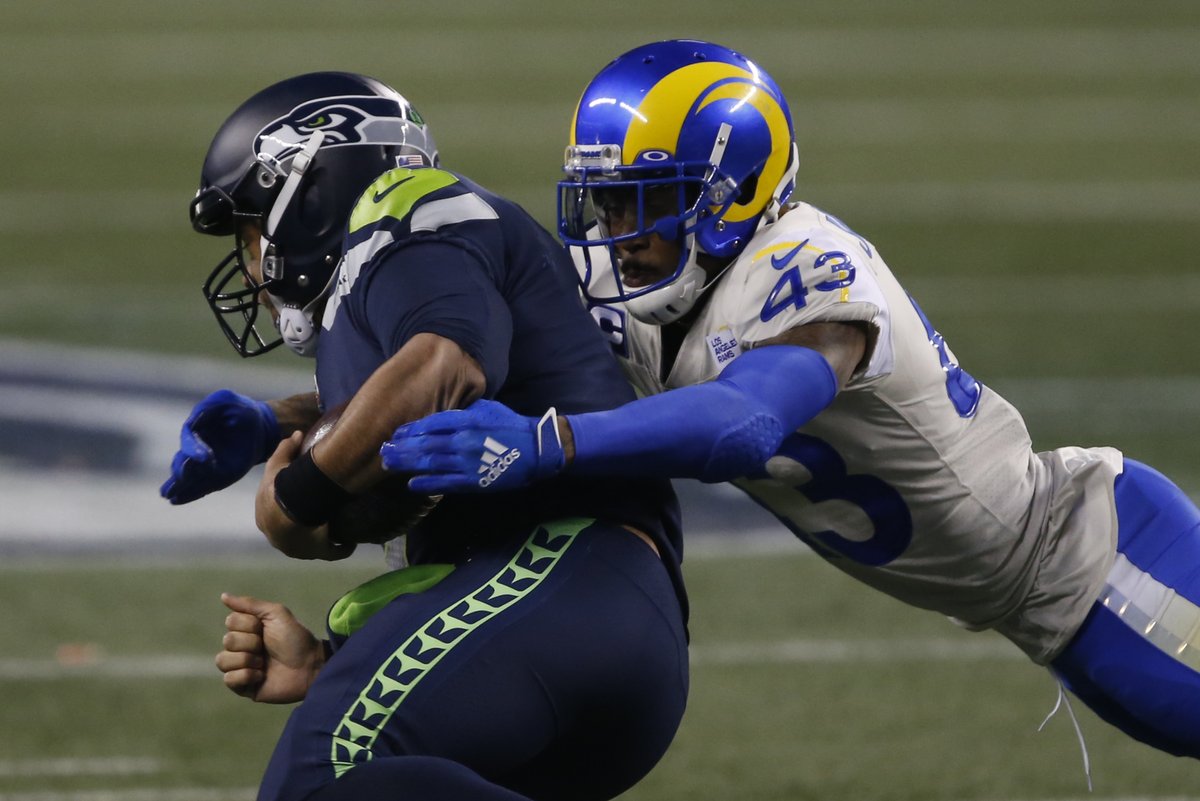 PFF_Fantasy's tweet photo. PFF charted Russell Wilson with 14 sacks that were his fault this season

t-2nd most in the NFL https://t.co/dgS1WjxzIK