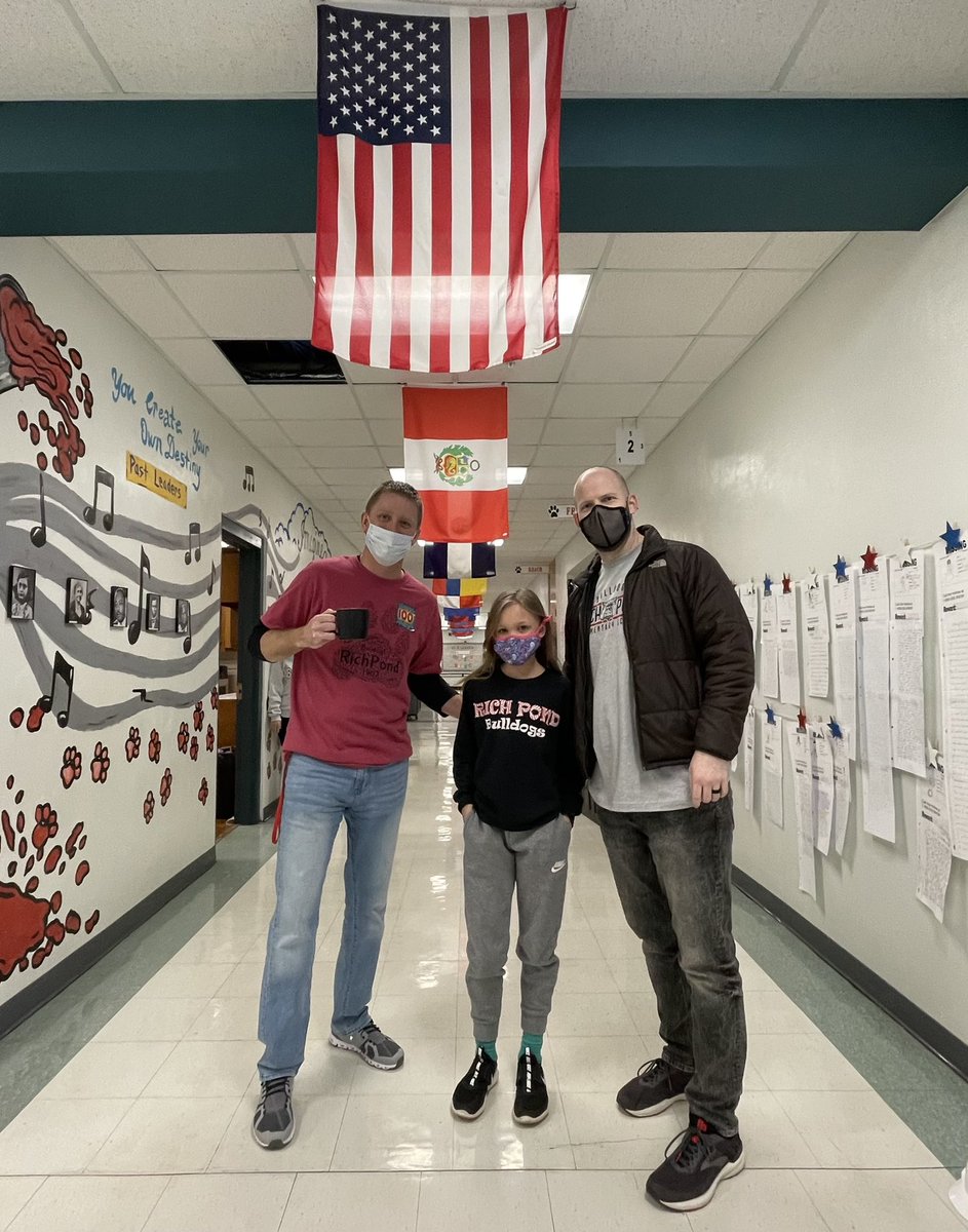 <a href="/RichPondElement/">Rich Pond Elementary</a> is the best in the WORLD 🌎 ❤️ #WelcomeBackWCPS <a href="/WarrenCoSchools/">Warren Co Schools</a>