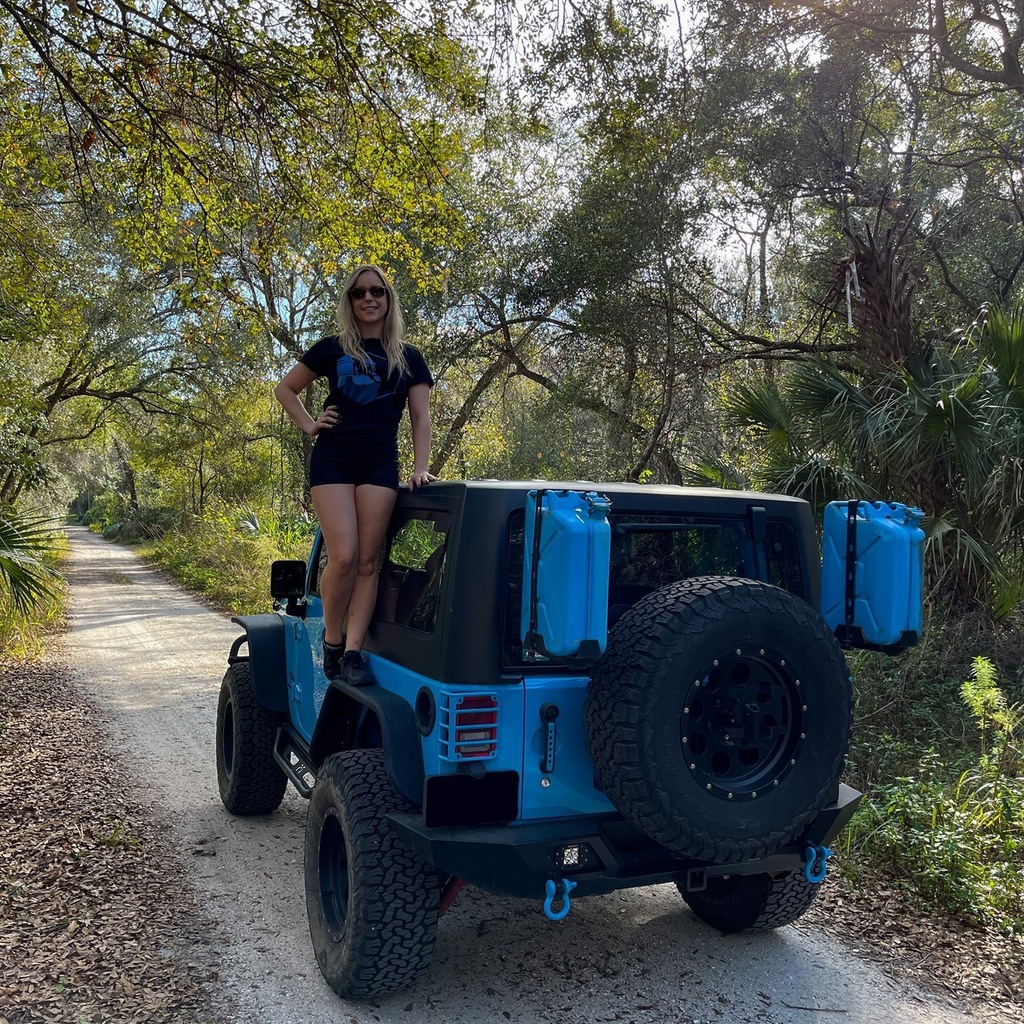 makehermean's tweet photo. Trust the journey, enjoy the process & learn from your mistakes. Life isn’t about the destination, it’s all what you make of it.
.
.
.
.
#jeeplife #offroading #4x4life #jeepwrangler #liftedlifestyle #itsajeepthing #jeepgirl #wrangler #jeepjk #4x4 #builtn… https://t.co/gZd31s2BW7 https://t.co/uKZXgdNCuI