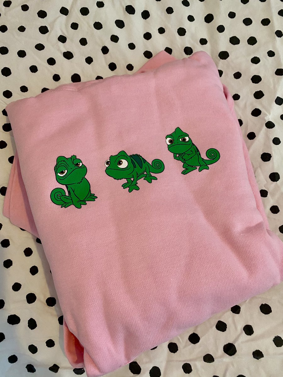 Chloe Davies tweet media