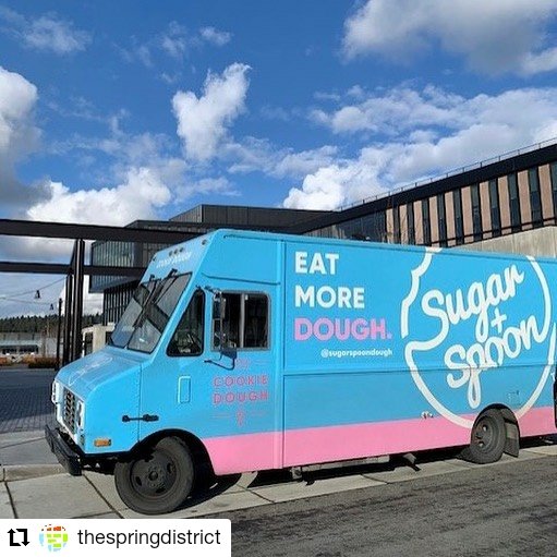 BellevueDotCom's tweet photo. New food truck pod launches today at Bellevue's Spring District
π΄ https://t.co/gATadeATw9
#bvue #wearebellevue #springdistrict #foodtrucks #supportlocal https://t.co/ZEYIHCLOj7