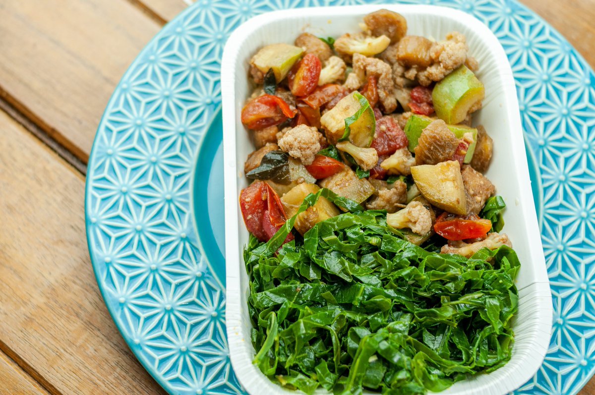 Take Away and Home Deliveries By The Best Restaurants in Sotogrande >>> bit.ly/3a0OP5s 🍿🥢🍤🍗🍵