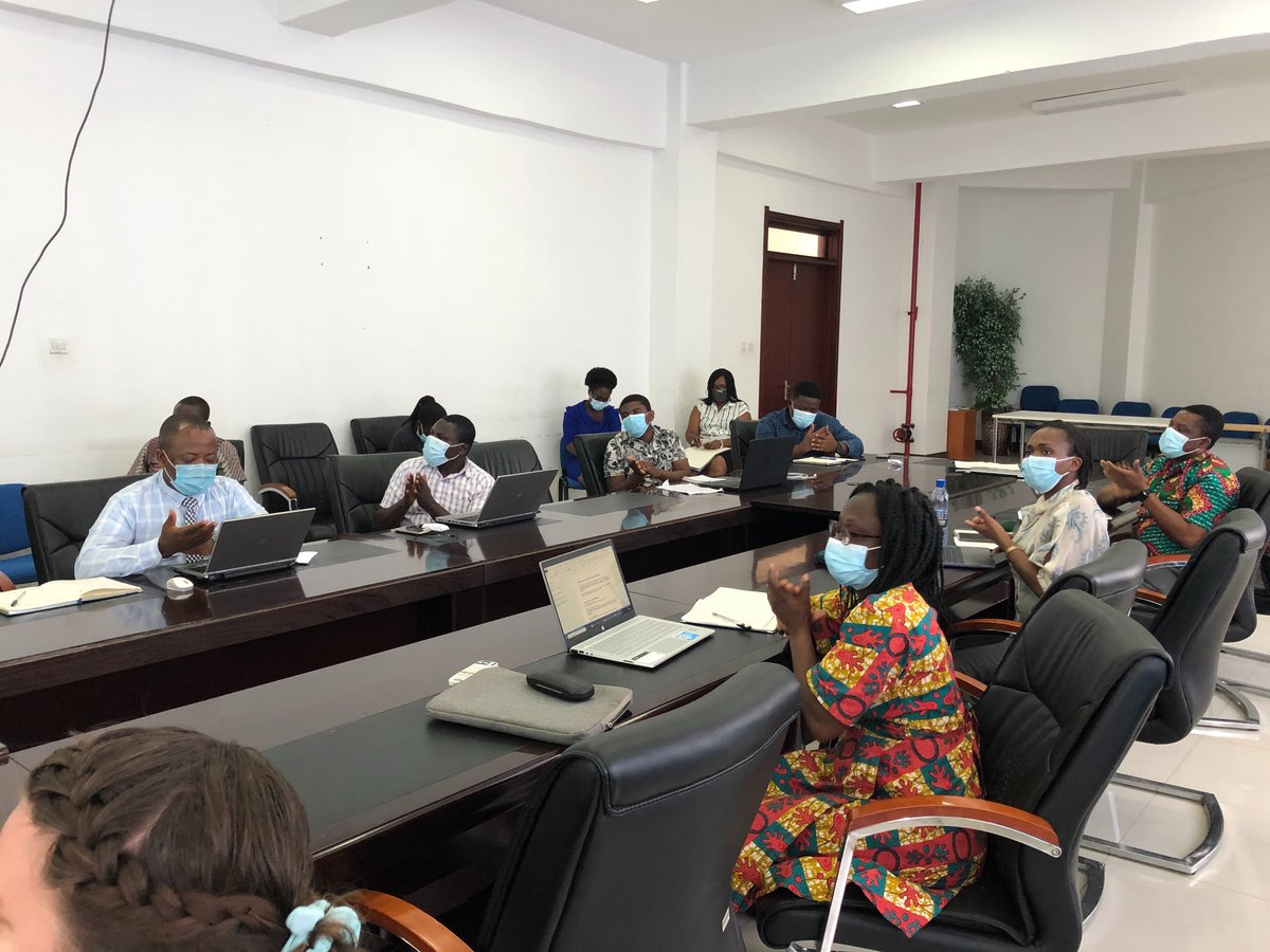 UHAS_IHR's tweet photo. Students from the Georgetown University-USA, on exchange program at the Institute of Health Research in UHAS-Ho, made their preliminary presentations on their research topics today. Very insightful and interesting topics, Congratulations ladies! @MargaretGyapong @Georgetown https://t.co/NMeSF4HZ02